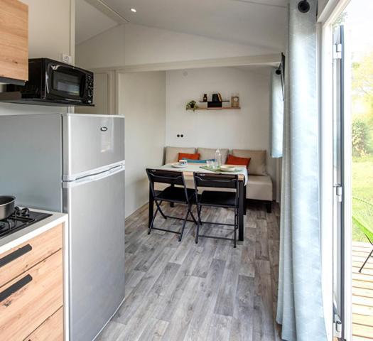 Camping Le Val De Trie Béhen Eksteriør billede