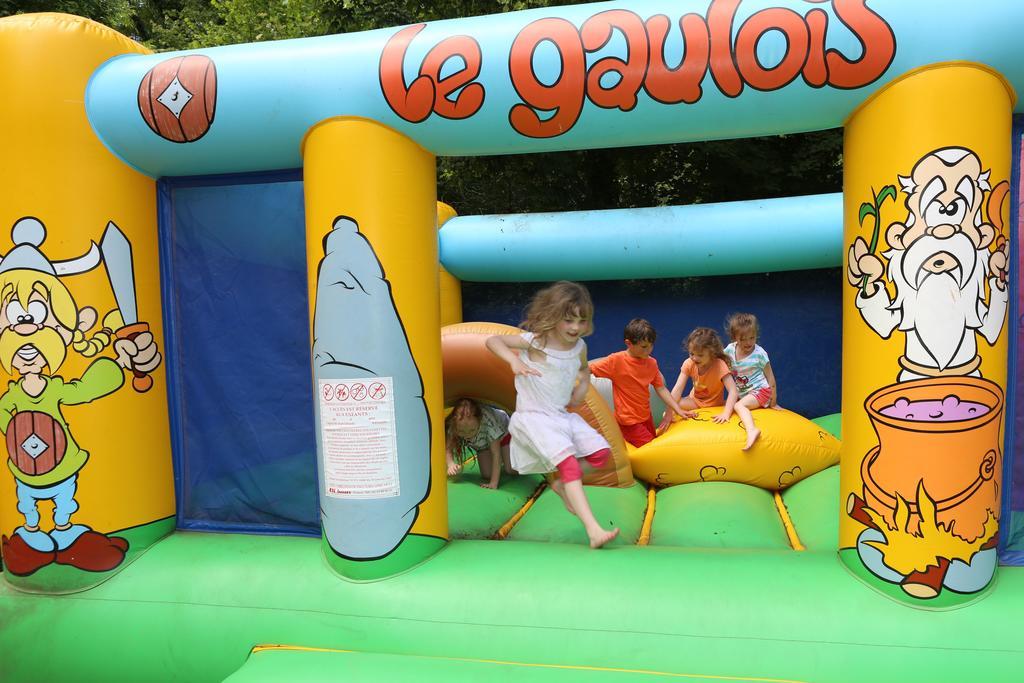 Camping Le Val De Trie Béhen Eksteriør billede
