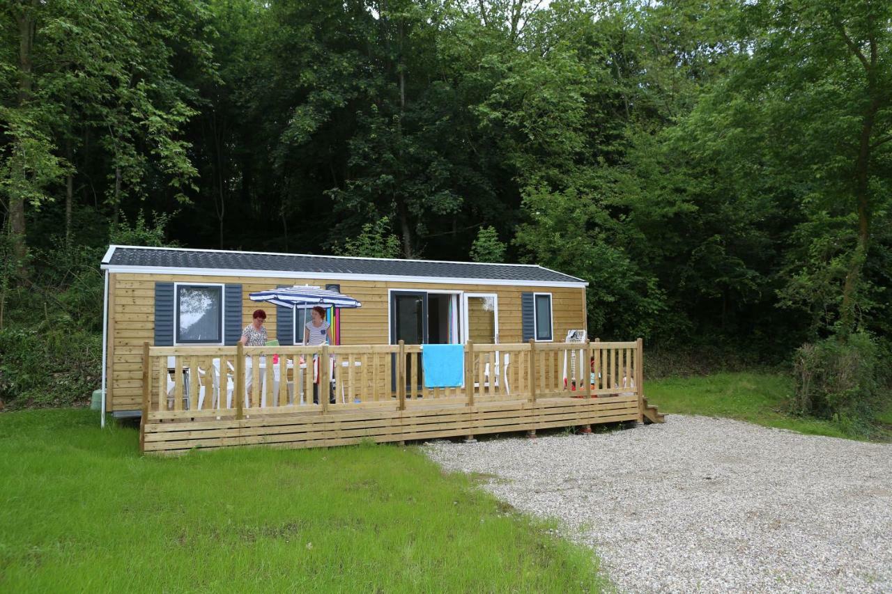 Camping Le Val De Trie Béhen Eksteriør billede